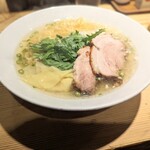 塩らー麺 本丸亭 - 本丸塩ラーメン