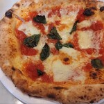 ソロ ピッツァ ナポレターナ ダ ピッコロ - 