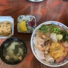 Hanafusa - 古事記丼ウニ入り　2400円
                　ご飯大盛り　150円