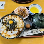 Doraibuin Yoshida - イカ丼セット　２２００円