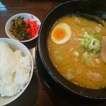 Mendokoro Hitoiki - ラーメン＆ライス