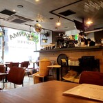 ONIYANMA COFFEE&BEER - 店内