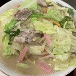 焼肉ラーメンたちかわ - ちゃんぽんの肉がばりうまい