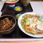 黄金 - 2023年７月　カルビ丼セット（800円）