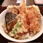 ソバテリア - 具だくさんの天丼です！