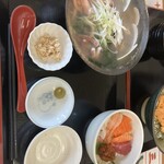 Tacchan Shokudou - たっちゃんラーメン&ミニ海鮮丼