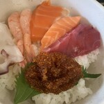 たっちゃん食堂 - ミニ海鮮丼
