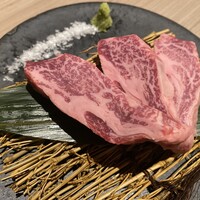 近江うし 焼肉 にくTATSU 青山本店 - 