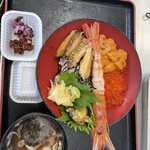 海鮮茶屋 活き活き亭 - 大漁丼