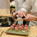 Sushi Tomikawa - マグロッシーニ　トリュフスライス中