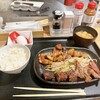 鉄板焼天神ホルモン 博多駅店