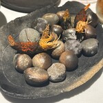 ラ・ヴァガボンド - イカ墨生地　赤車海老　ヤングコーン