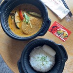 Hirihiri OH!Do-Ri - テイクアウト:ベジタブルカレーココナッツスープ。ご飯小盛り