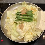 博多もつ鍋おおやま - もつ鍋(みそ味)
