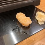 鮨屋 とんぼ - ホタテ貝