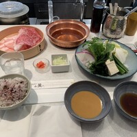 しゃぶしゃぶ 山笑ふ 銀座店 - 