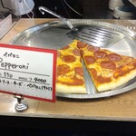 Dookie's Pizza - 内観②（ショーケース)