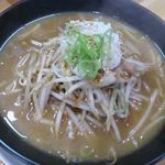 濃厚味噌白湯ラーメン