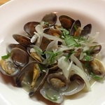フォレスト工房・チキチキ - あさりのワイン蒸し