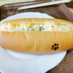 華まる笑店 あずまや - コッペパン・たまごサラダ(税込￥260)画像①