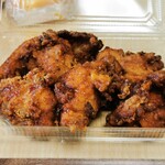 華まる笑店 あずまや - からあげ・ヤンニョムチキン味(税込￥500)画像①