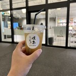 Gifu Tokyo - 原液を炭酸で割りますが、あまりかき回すと炭酸が抜けるというジレンマも