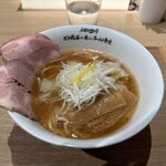 創業麺類元年 坂本龍馬が愛したラーメン食堂 - 