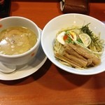 ラーメンにっこう - 柚子白湯（800円）