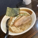 煮干し中華そば 虎城 - 最初に食べたのはこのラーメンだった。それから数年、今に至ります。