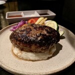 ブノン - 焼き野菜とマッシュポテト添えハンバーグ(150g)