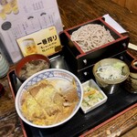 味奈登庵 - かつ丼セットそば大盛1220円