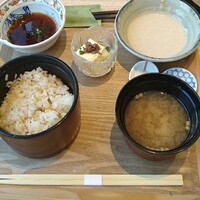しゃぶしゃぶと焼肉 わにく ミッドランドスクエア店 - 
