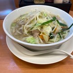 日高屋 - 野菜たっぷりタンメン570円