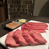 和牛焼肉 やくにく 路地裏