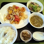 麗華 - ２０１３／９　エビのカレー炒めランチ