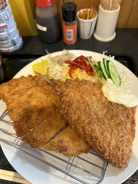 食楽処 おらほや - 竜田（食堂）の写真