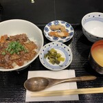 NIHONBASHI NAGASAKIKAN - 天然ブリ漬け丼ランチ　1,000円