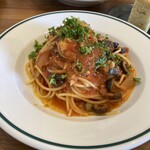 カイコマ キッチン - サバのトマトソーススパゲッティ