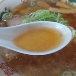 喜多屋 - 豚骨ベースのスープ