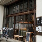 Nui. HOSTEL & BAR LOUNGE - 天井が高い！