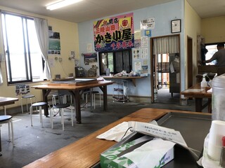 三陸山田 かき小屋 - 内観③