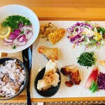 い組 - スープランチ この時はレモンスープ。一つづつ目移りします！♪