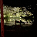 御茶屋Bar - 池　船頭と浮き灯籠