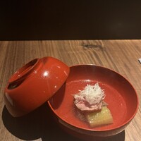 和食しんくろ - 漆塗りの漆器は明治時代のもの