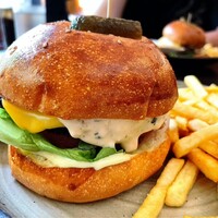 ウルフギャング・パック カフェ 愛知芸術文化センター店 - 