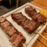 もつ焼き 新宿三丁目 ふじ屋 - レバー・ハツ・ガツ