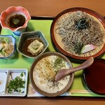 Enoki - とろろ蕎麦膳
                      蕎麦は専門店のものとは・・違います。