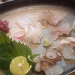 旬魚処 海蔵 - お造り盛り合わせ（時価）。