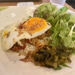 ベトナム料理 ふぉーの店 - ガパオライスのセット