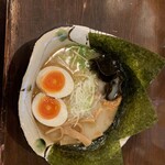 Ichii - 塩ラーメン味たま海苔トッピング。